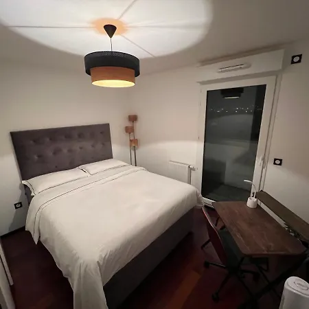 Beautiful And Cosy Flat With Balcony And Parking Апартаменты